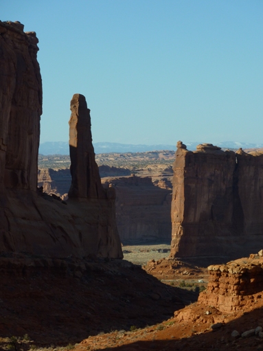 arches np 1st valley.JPG